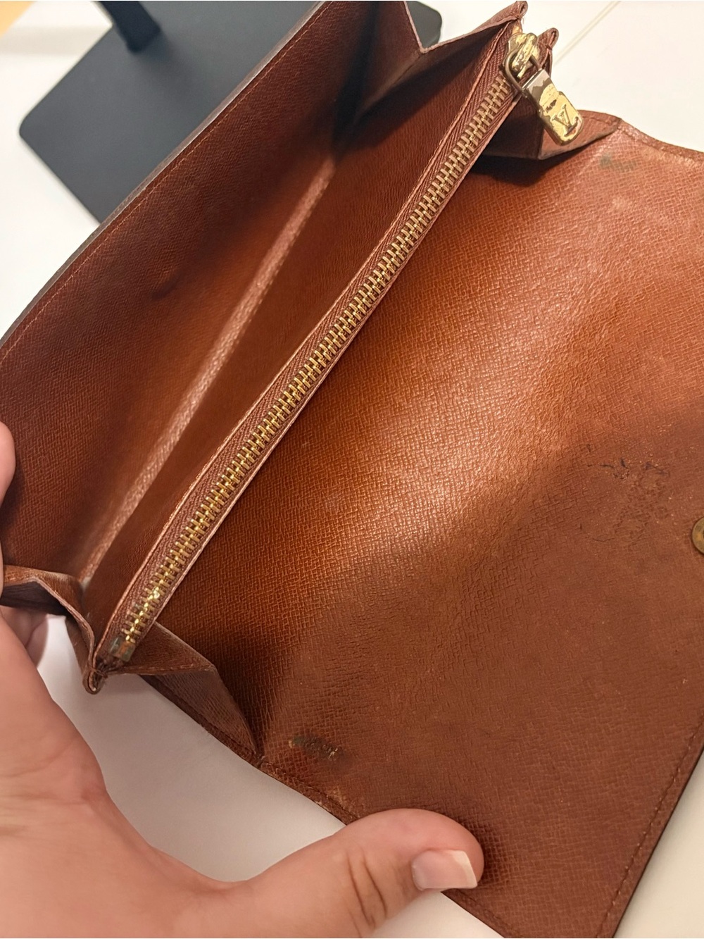 Louis Vuitton Brown Monogram Vintage Sara Chain Wallet Crossbody with Gold Charm - Picture 8 of 10